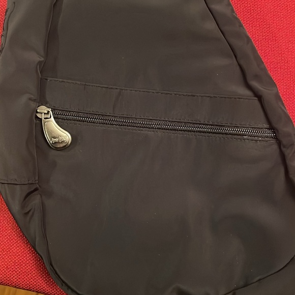Healthy Back Bag, black, cross body bag. Lots of pockets inside and out. - Picture 7 of 11